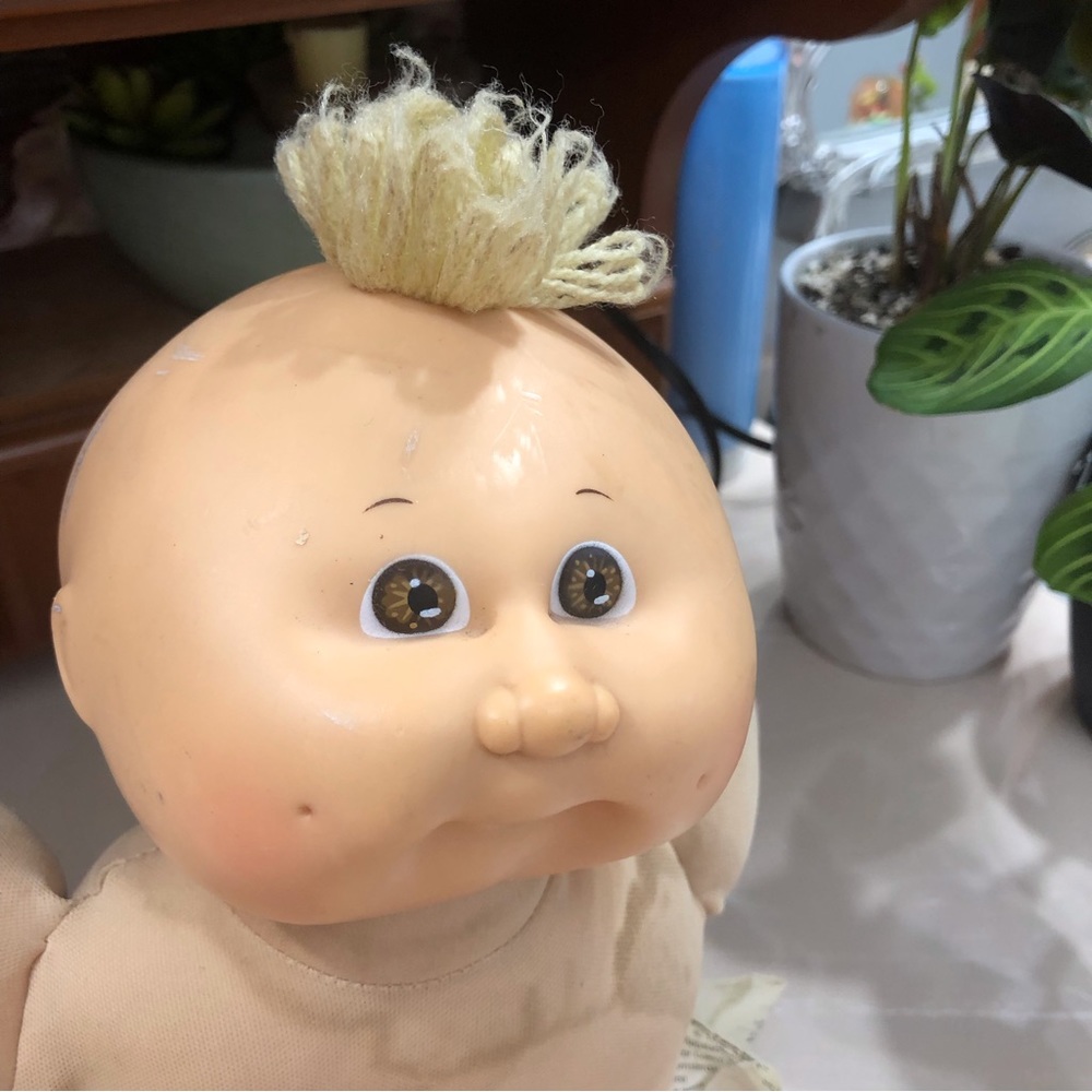 1985 Cabbage blonde Patch Boy with Dimples and Blonde Hair